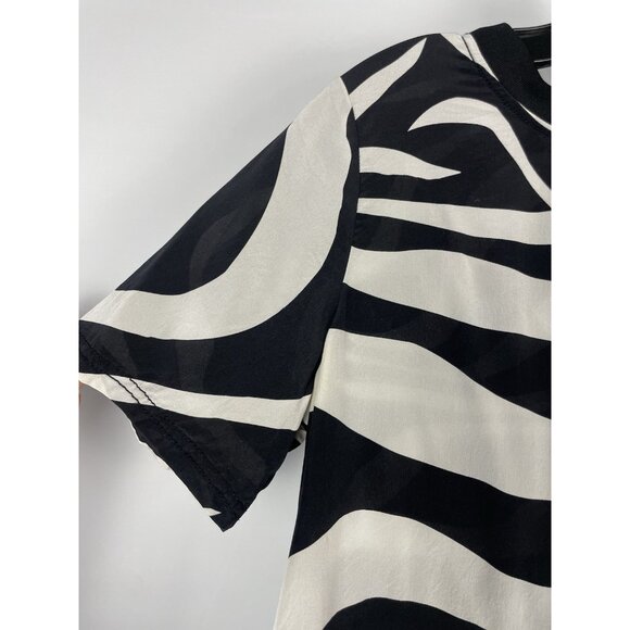 DIANE VON FURSTENBERG Black White Animal Zebra Button Back Short Sleeve Blouse M - Picture 2 of 9